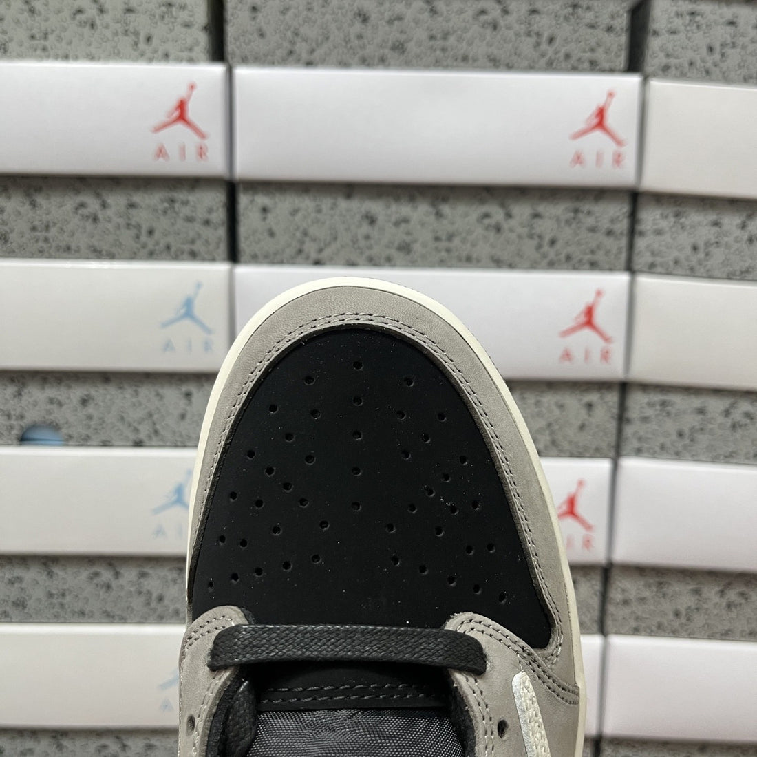 Air Jordan 1 Travis Scott Low Grey Olive