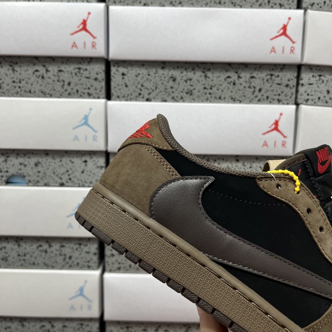 Air Jordan 1 Travis Scott Low Mocha