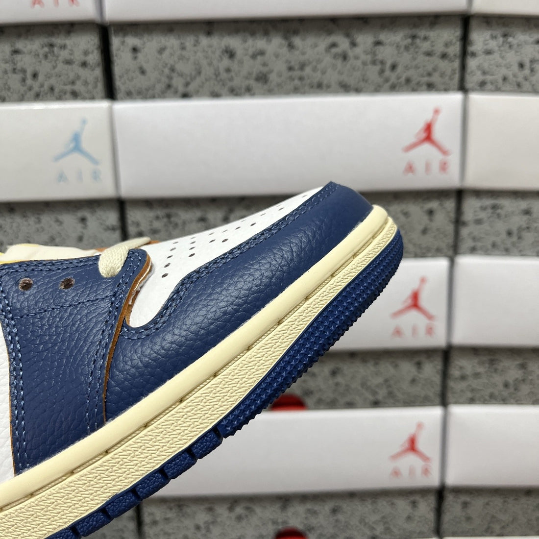 Air Jordan 1 Travis Scott Low Navy Red