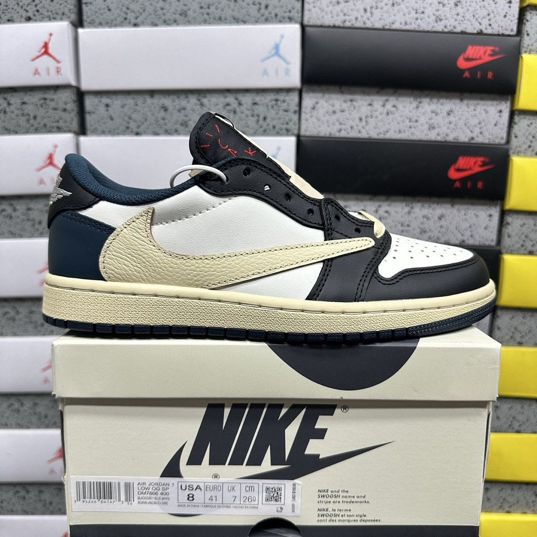 Air Jordan 1 Travis Scott Low Navy Sail