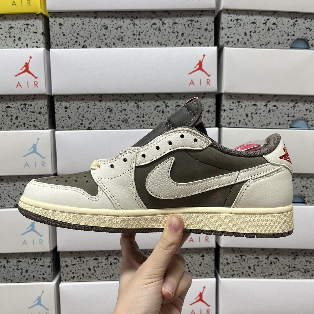Air Jordan 1 Travis Scott Low Olive Sail
