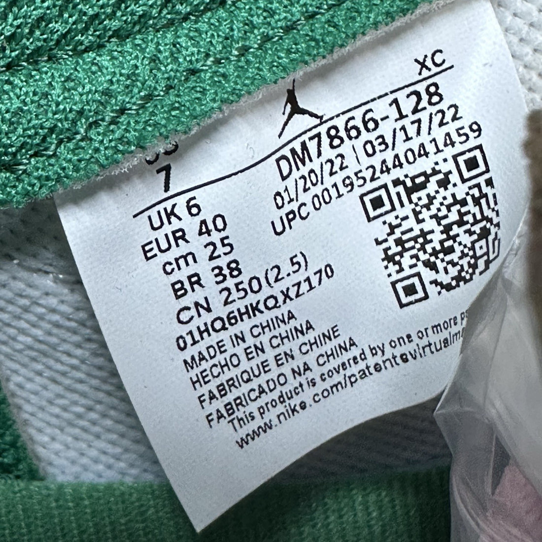 Air Jordan 1 Travis Scott Low Pine Green