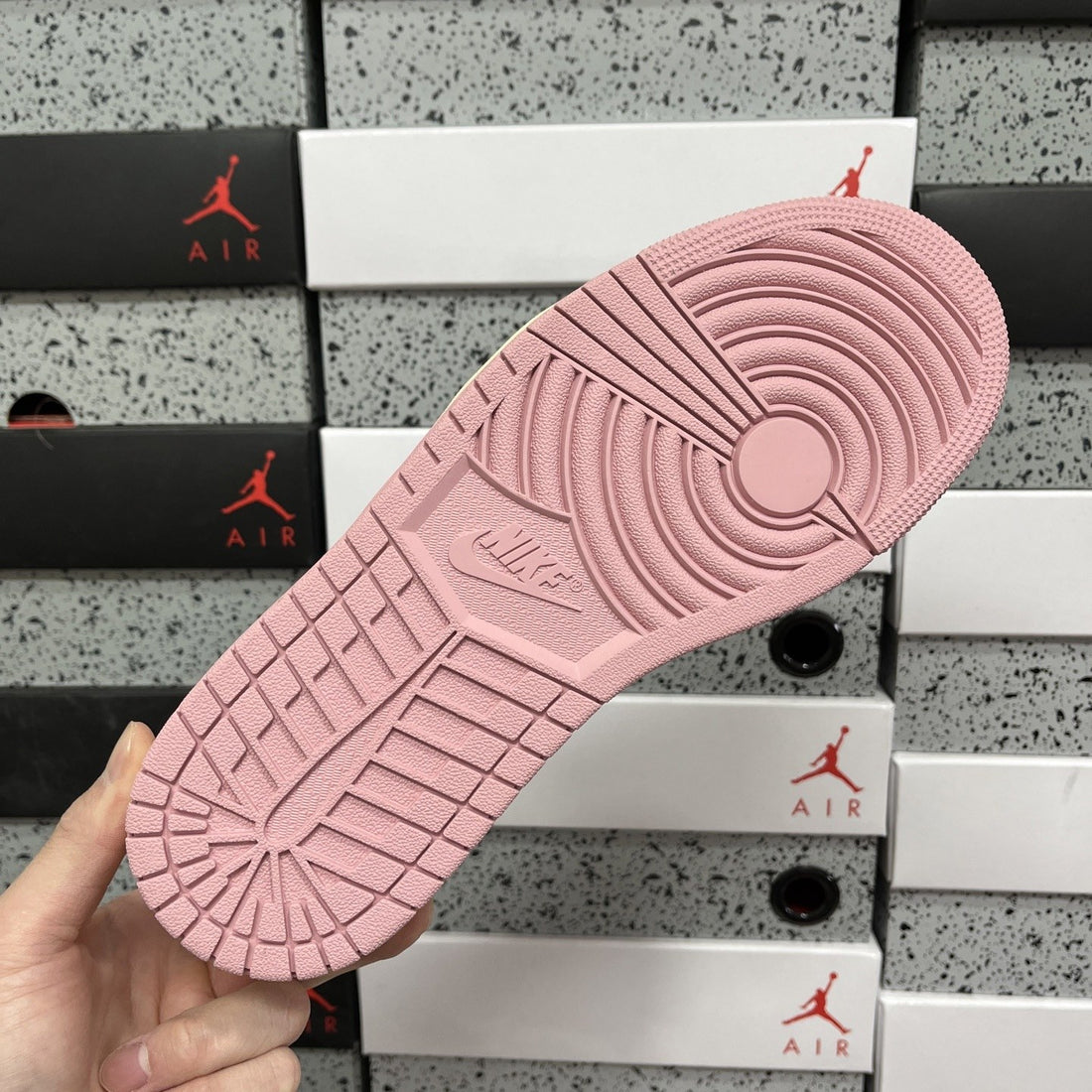 Air Jordan 1 Travis Scott Low Pink Mocha