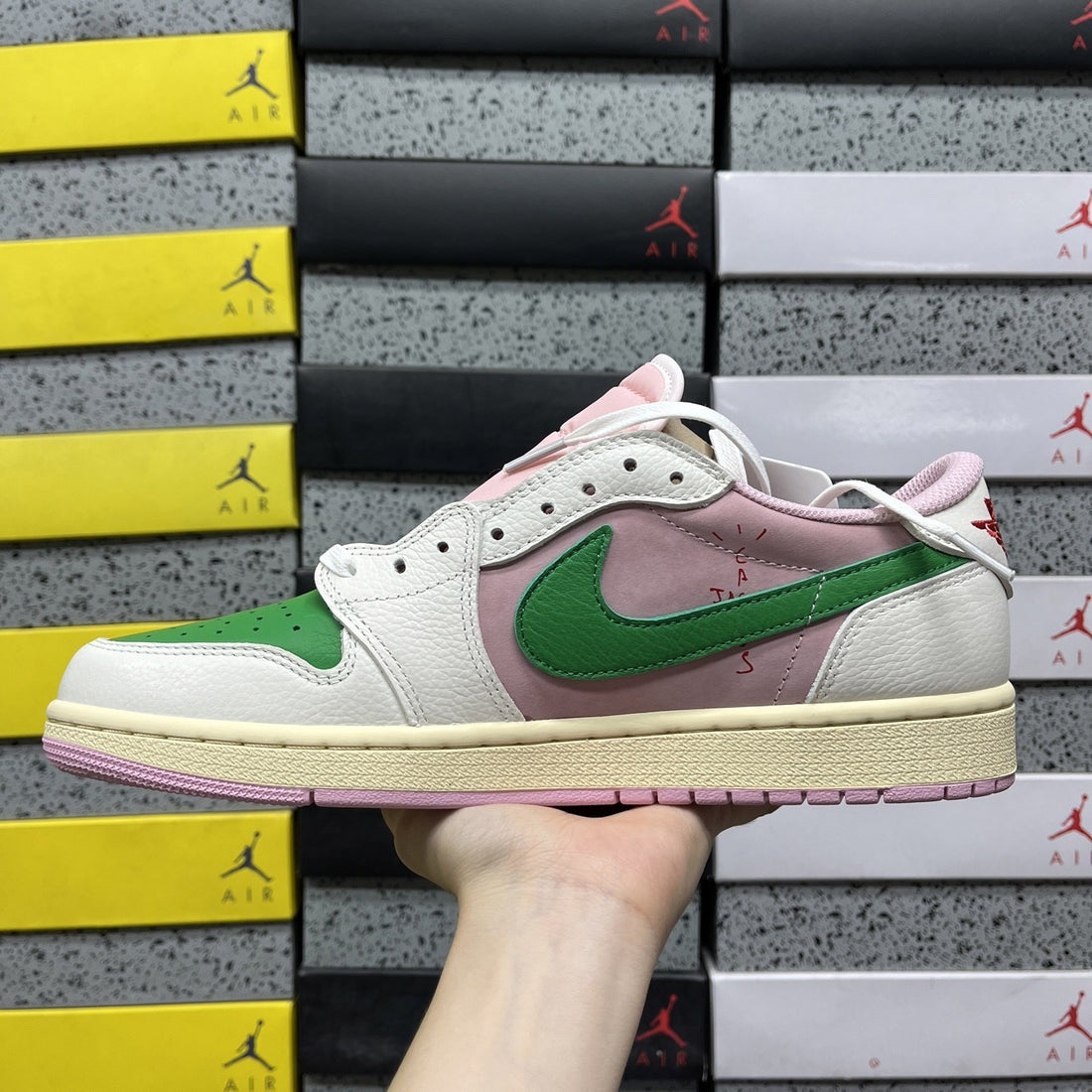 Air Jordan 1 Travis Scott Low Pink Pine Green