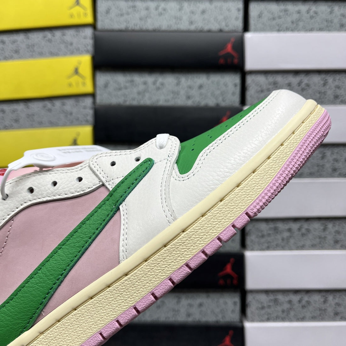 Air Jordan 1 Travis Scott Low Pink Pine Green