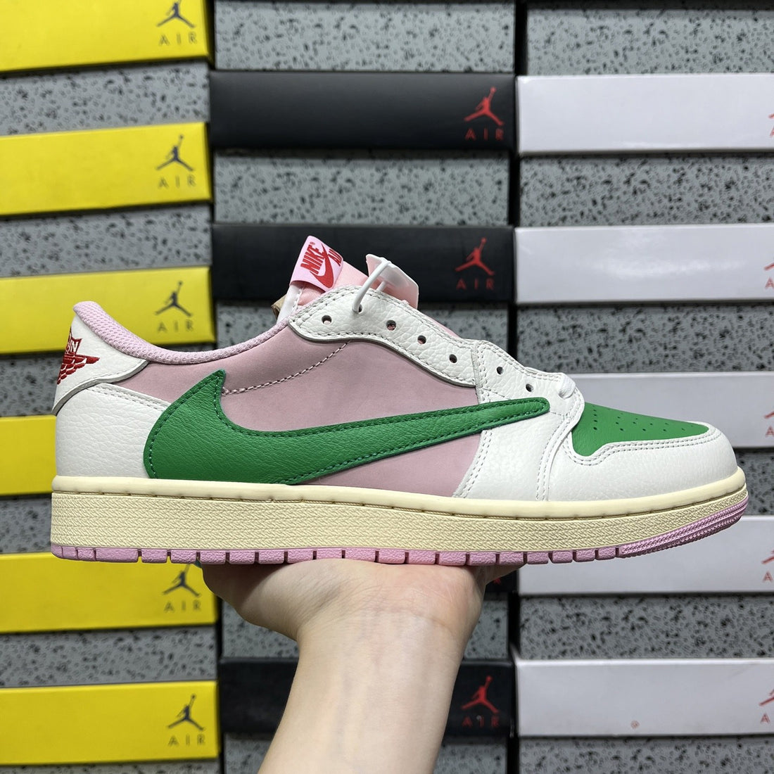 Air Jordan 1 Travis Scott Low Pink Pine Green