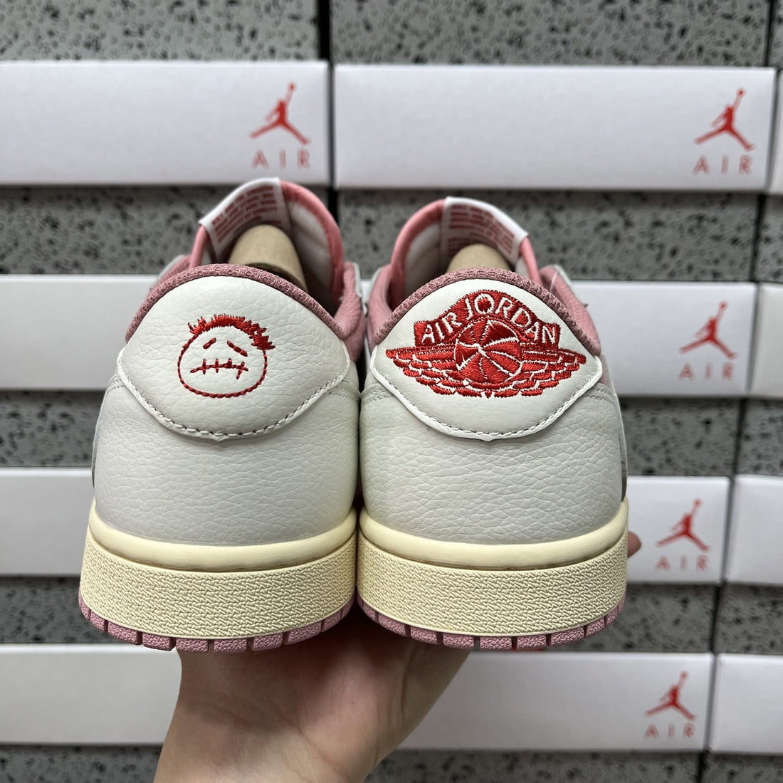 Air Jordan 1 Travis Scott Low Pink Sail