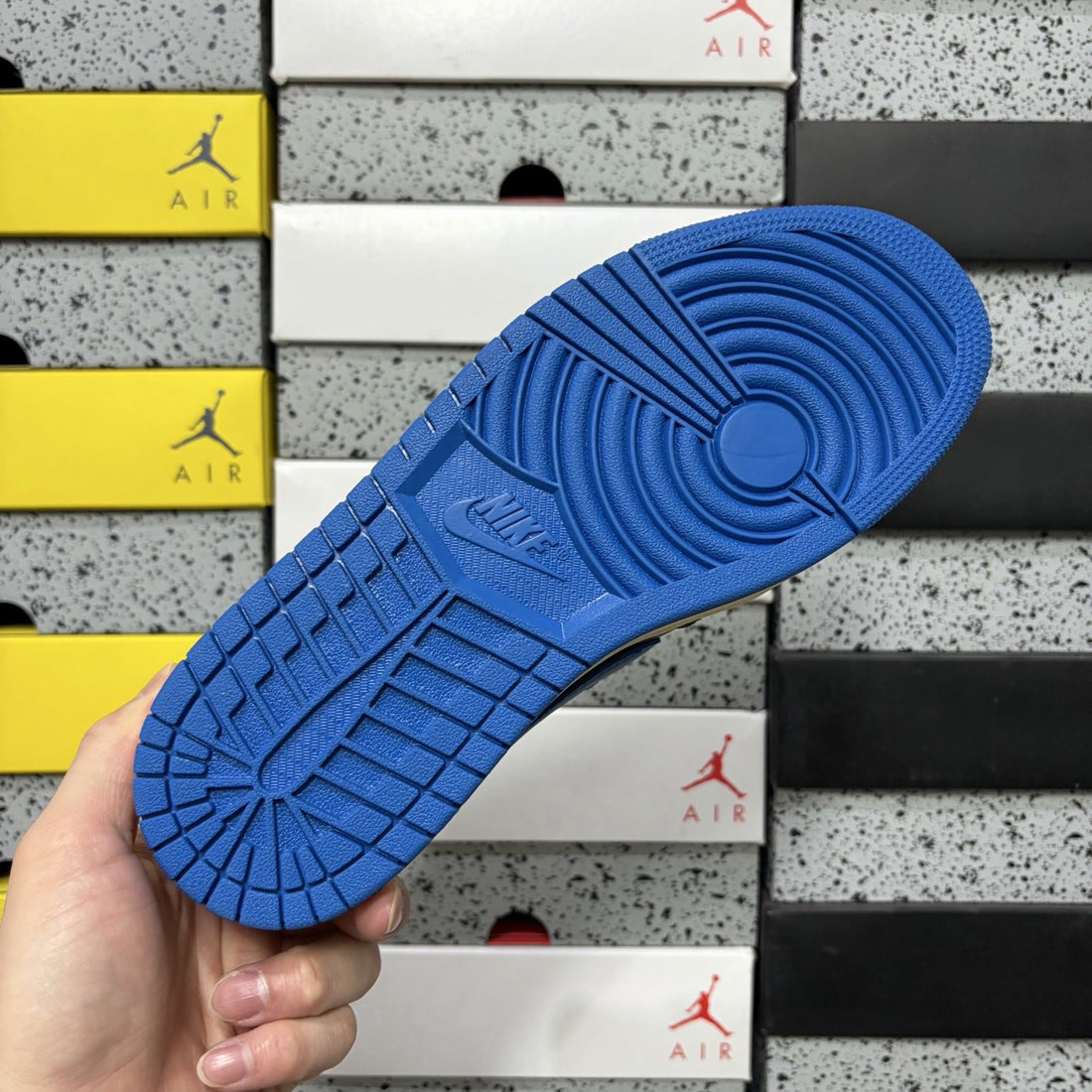Air Jordan 1 Travis Scott Low Royal Black Sail