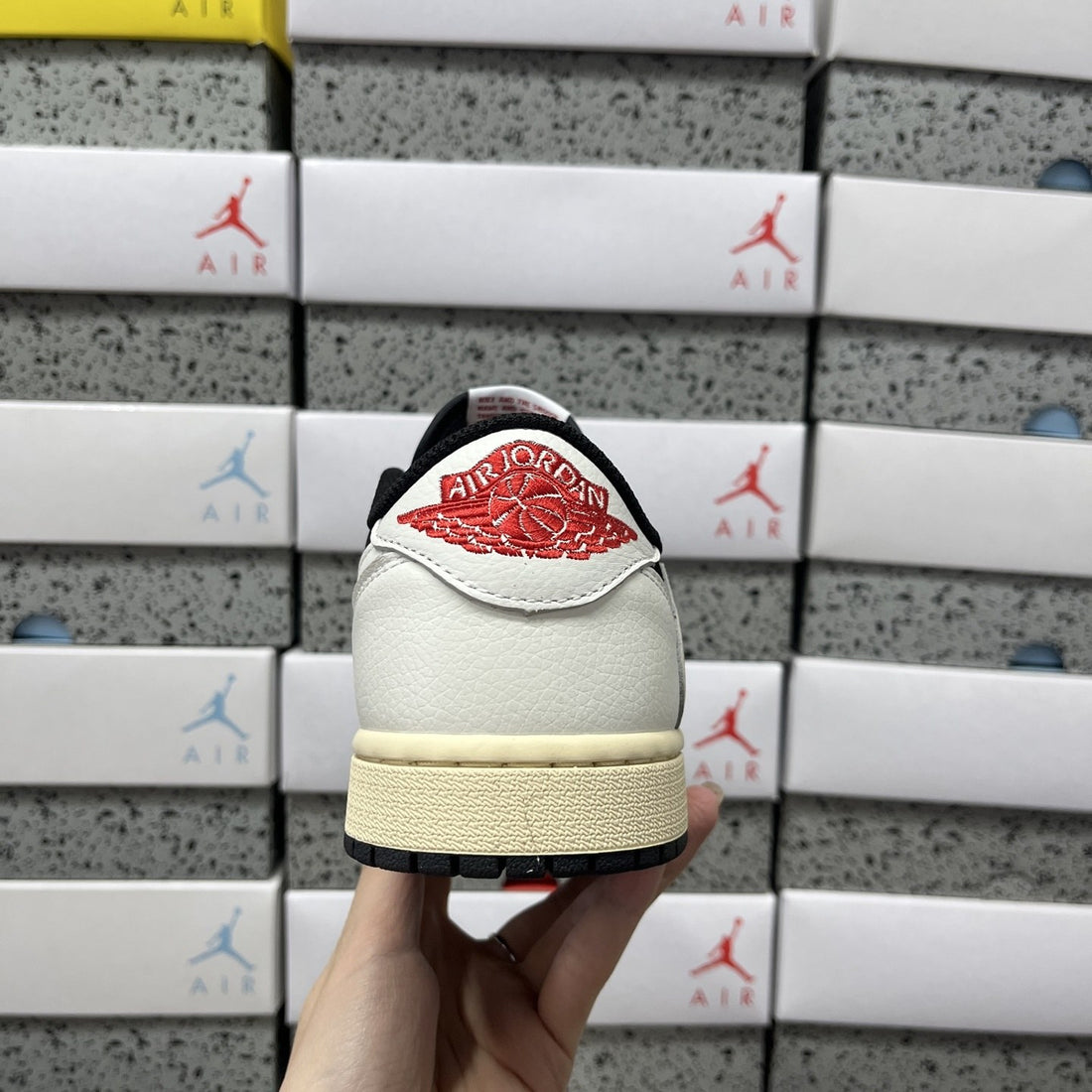 Air Jordan 1 Travis Scott Low Sail Black