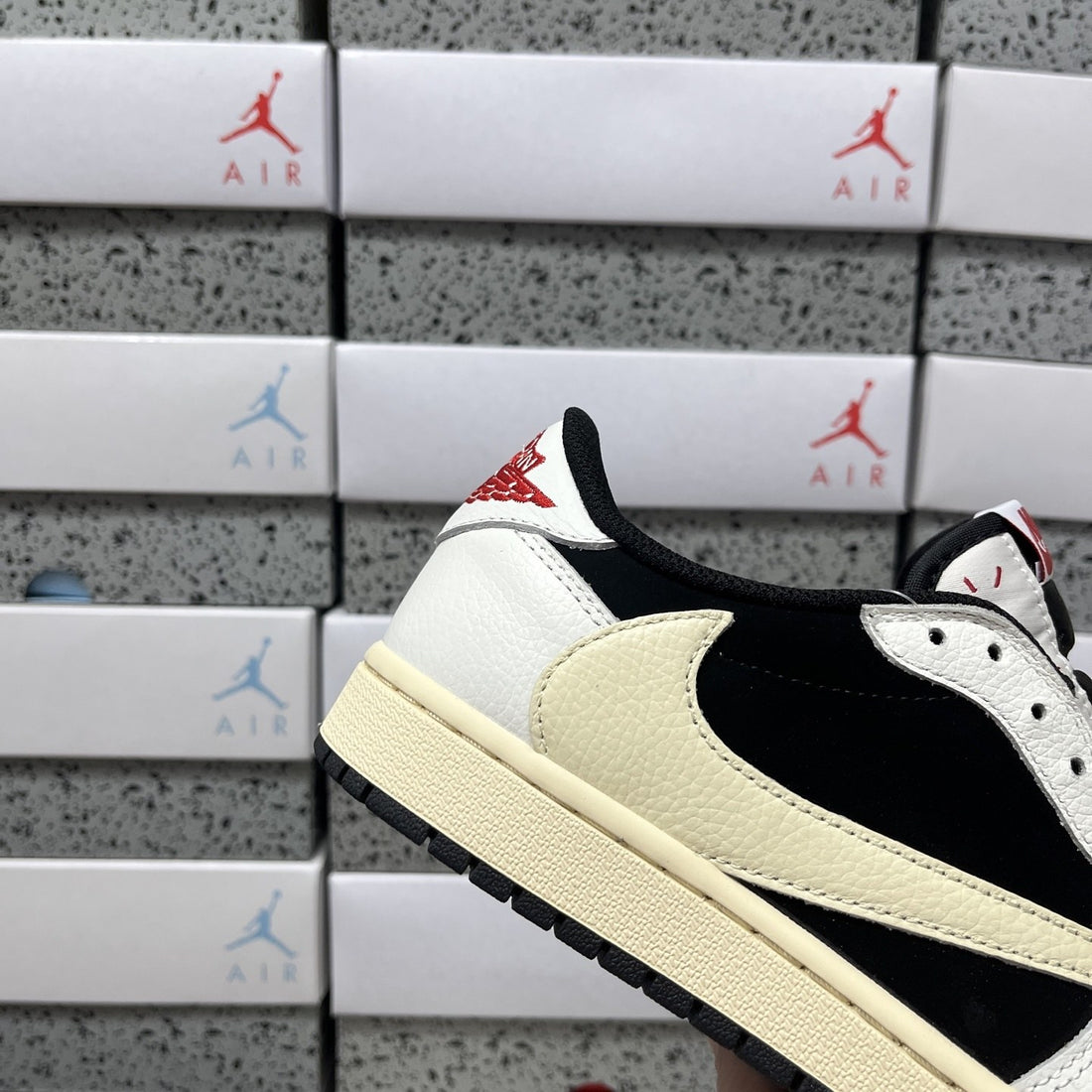 Air Jordan 1 Travis Scott Low Sail Black