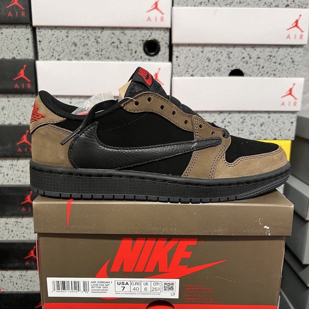 Air Jordan 1 Travis Scott Low Velvet Brown