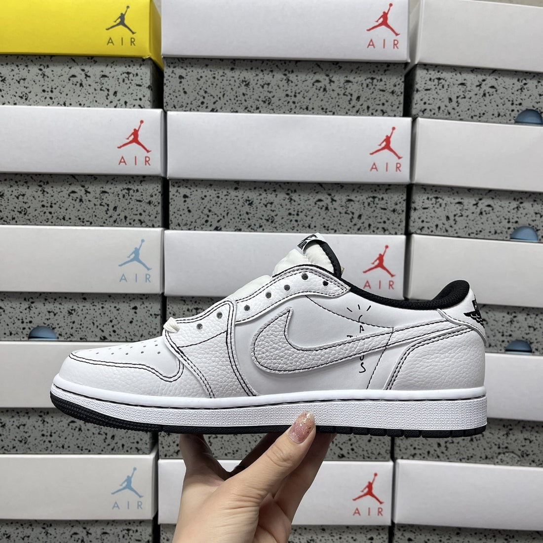Air Jordan 1 Travis Scott Low White Black