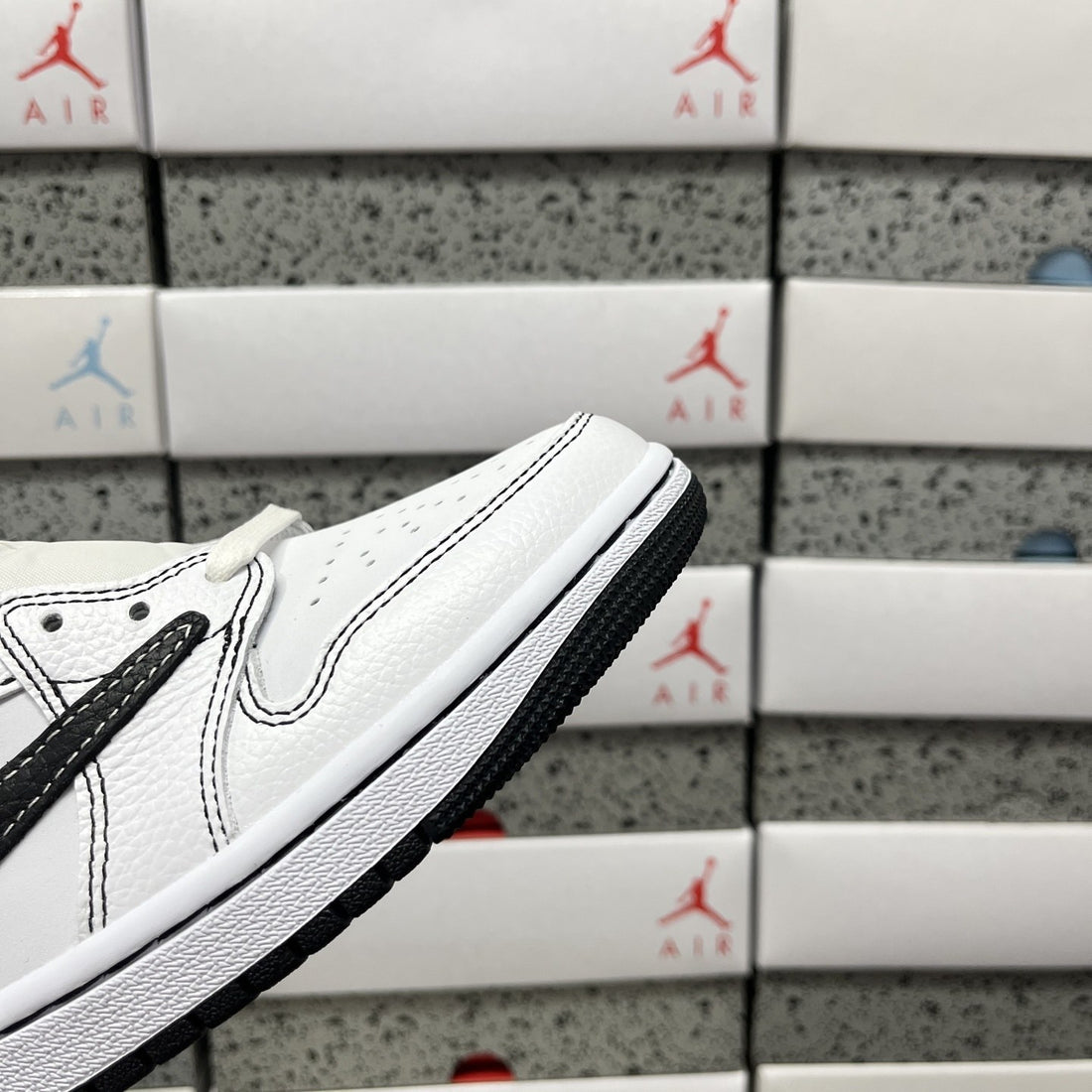 Air Jordan 1 Travis Scott Low White Black