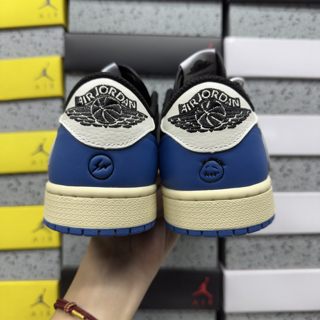 Air Jordan 1 Travis Scott Low White Black Royal