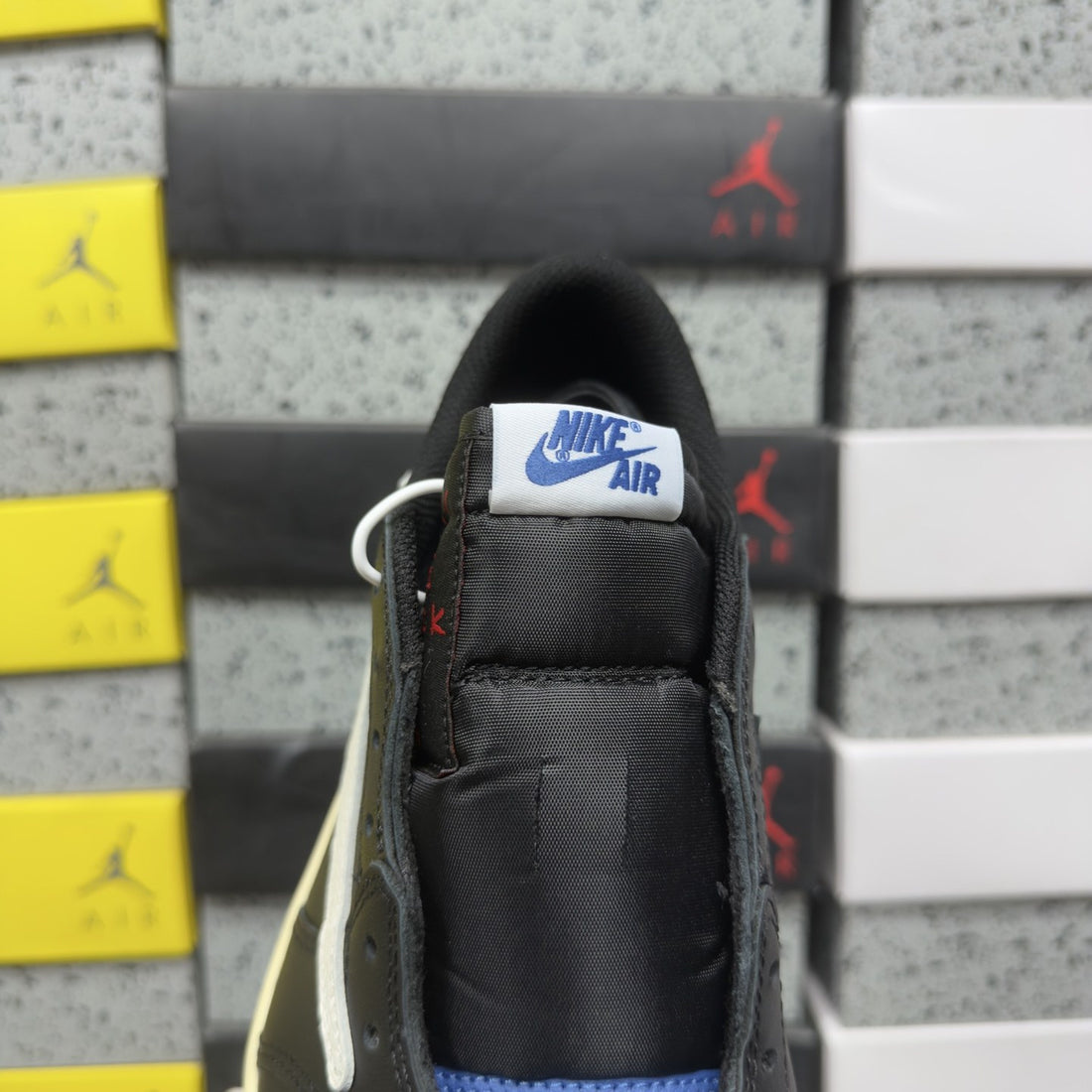 Air Jordan 1 Travis Scott Low White Black Royal