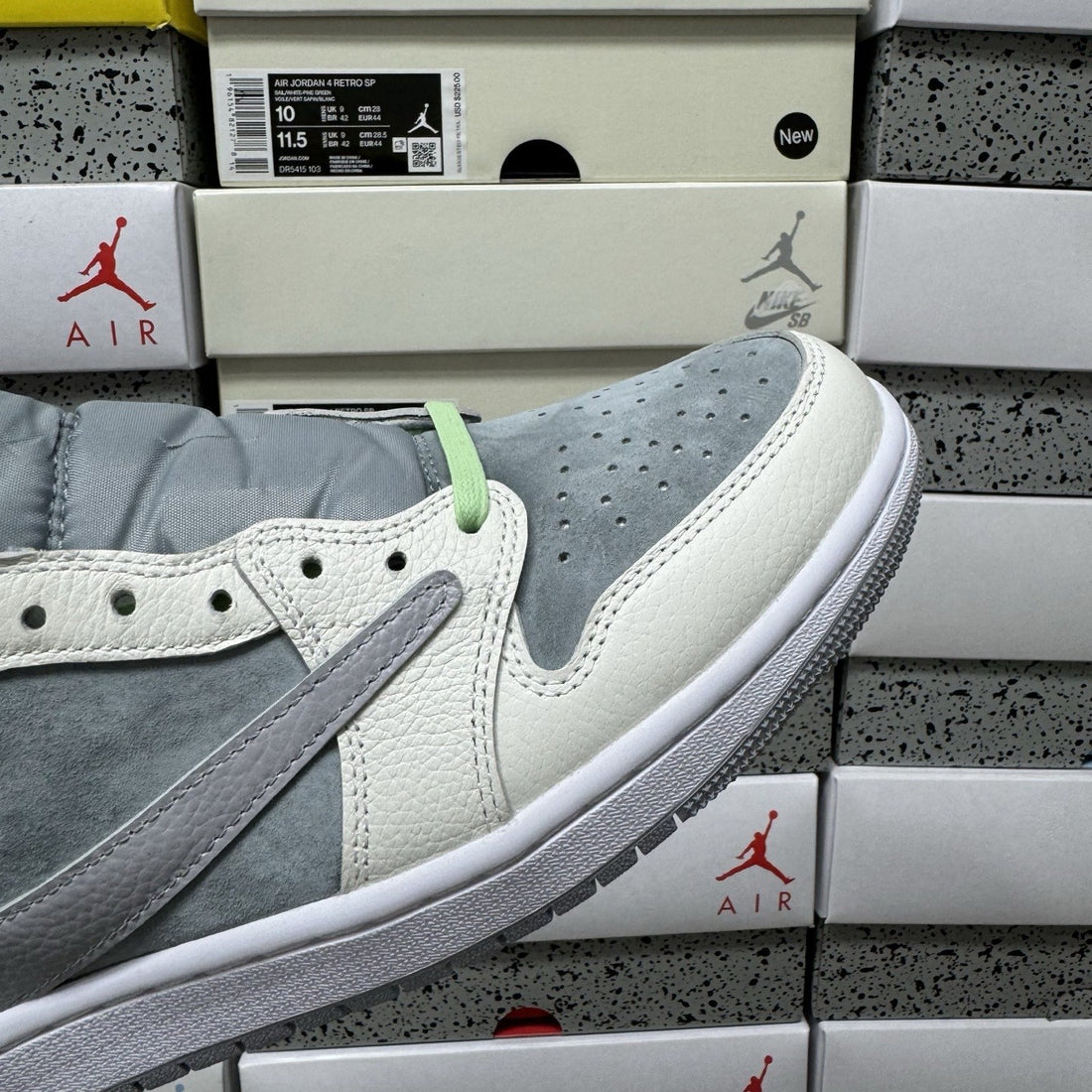 Air Jordan 1 Travis Scott Low Wolf Grey