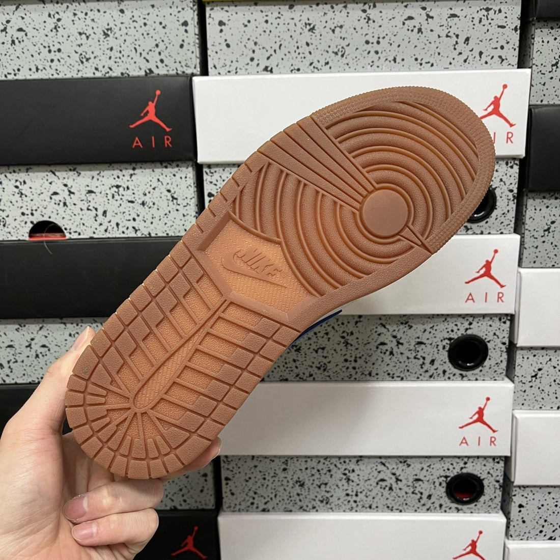 Air Jordan 1 Travis Scott Low Yellow Royal
