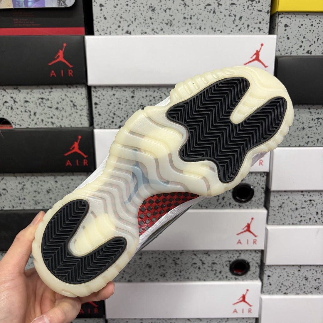 Air Jordan 11 72-10