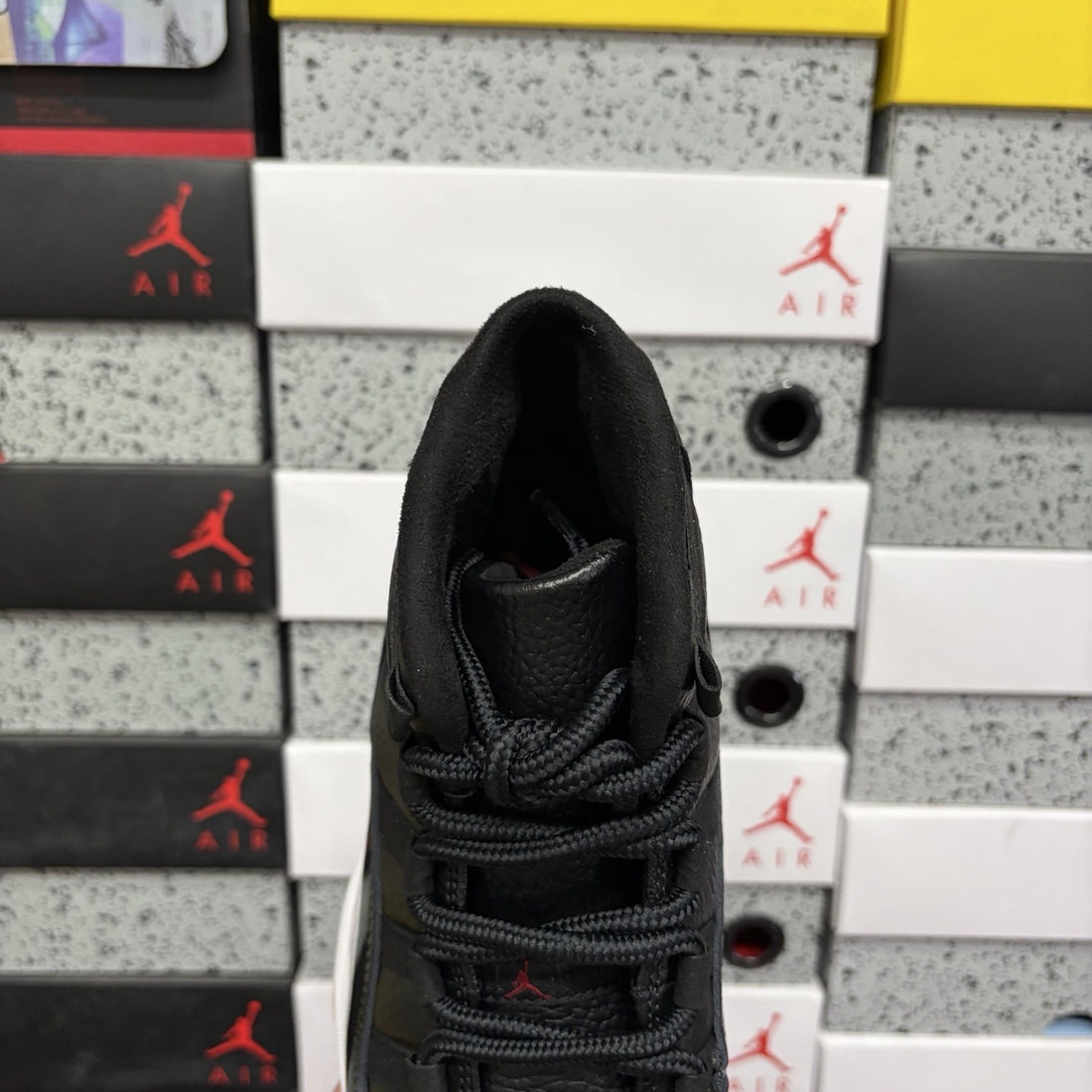 Air Jordan 11 72-10