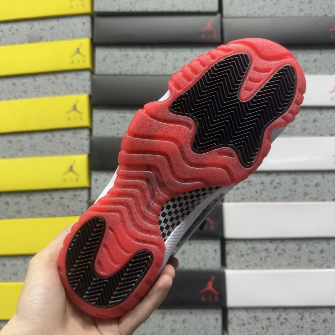 Air Jordan 11 Bred