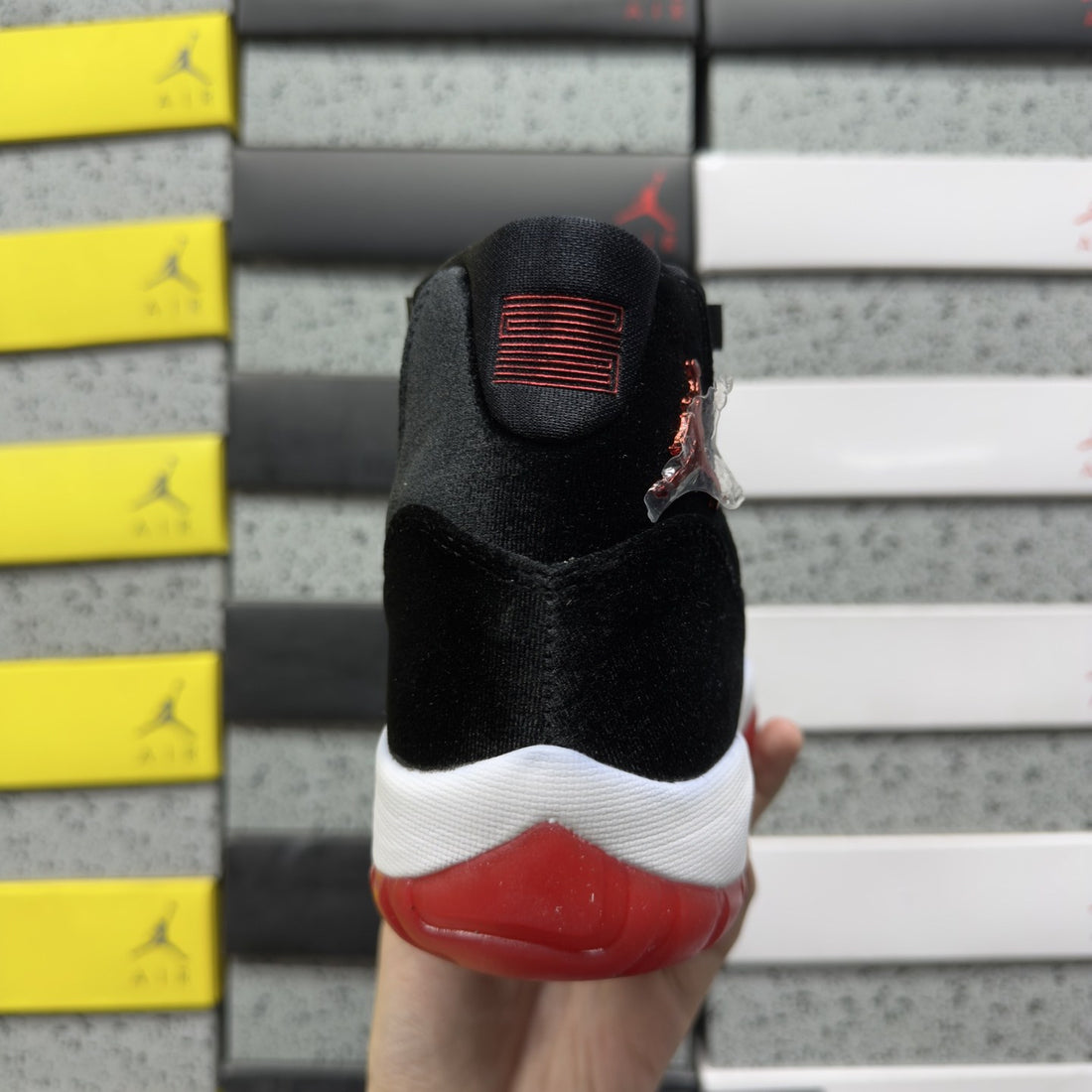 Air Jordan 11 Bred Velvet