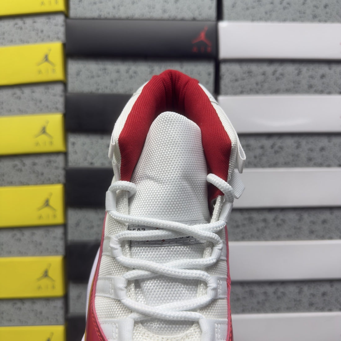 Air Jordan 11 Cherry