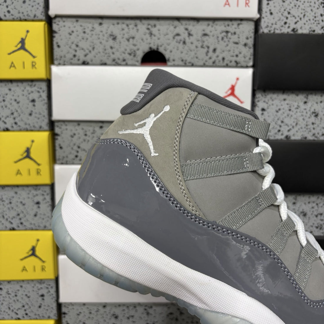Air Jordan 11 Cool Grey