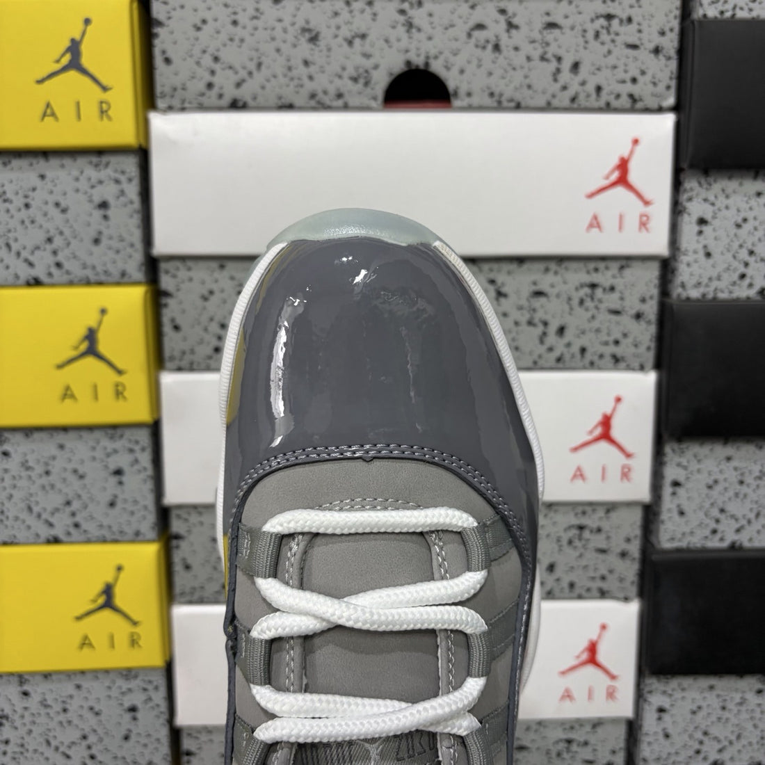 Air Jordan 11 Cool Grey