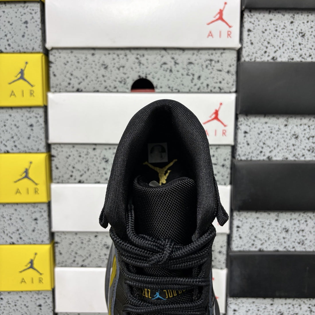 Air Jordan 11 Cool Grey Blue