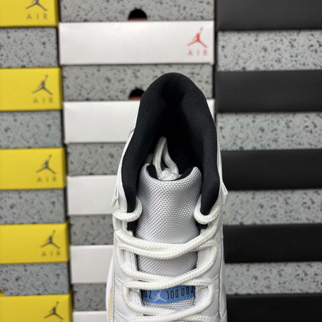 Air Jordan 11 Legend Blue Patent