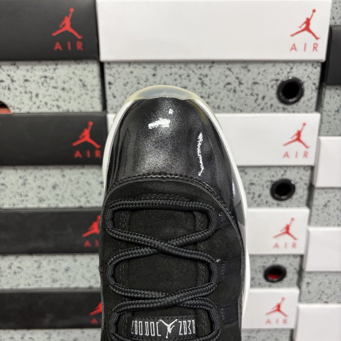 Air Jordan 11 Low 72-10