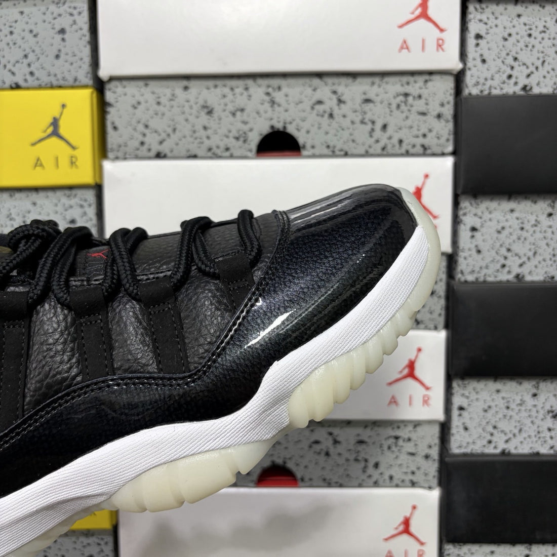 Air Jordan 11 Low Black Leather