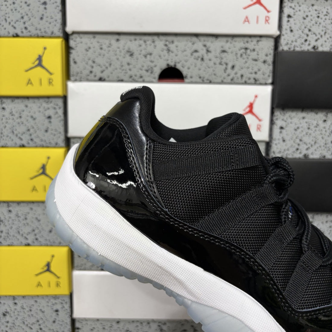 Air Jordan 11 Low Black Patent