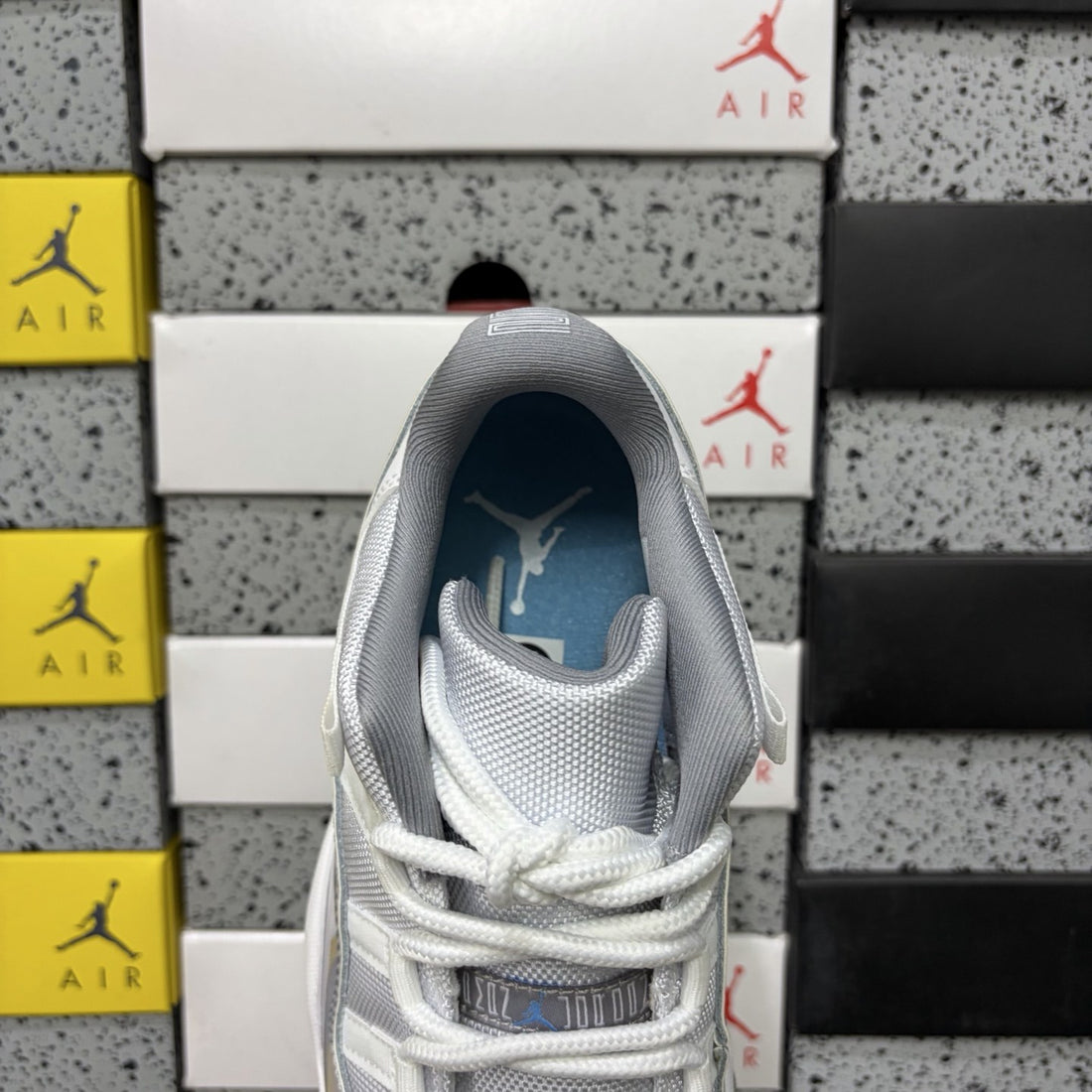 Air Jordan 11 Low Cement Grey