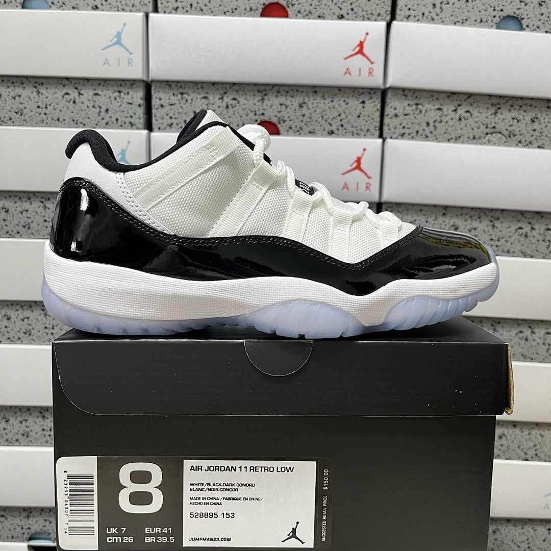 Air Jordan 11 Low Concord