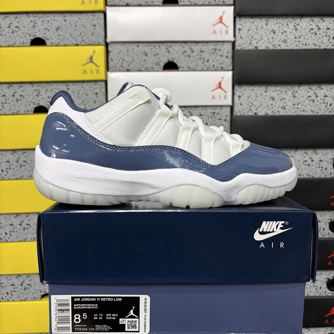 Air Jordan 11 Low Diffused Blue
