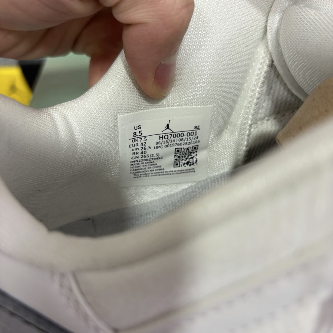 Air Jordan 11 Low Grey Suede