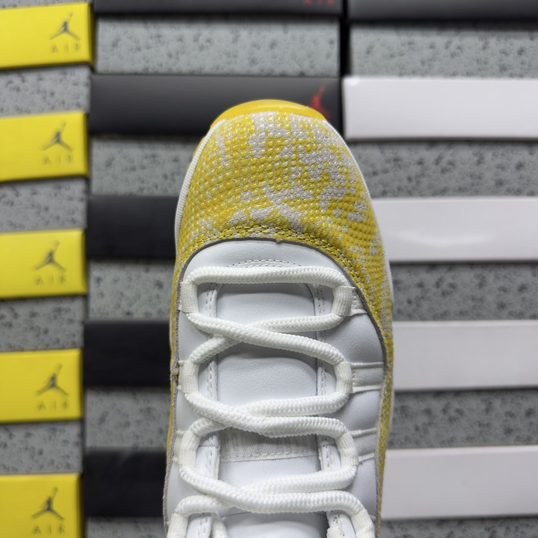 Air Jordan 11 Low Yellow Snakeskin