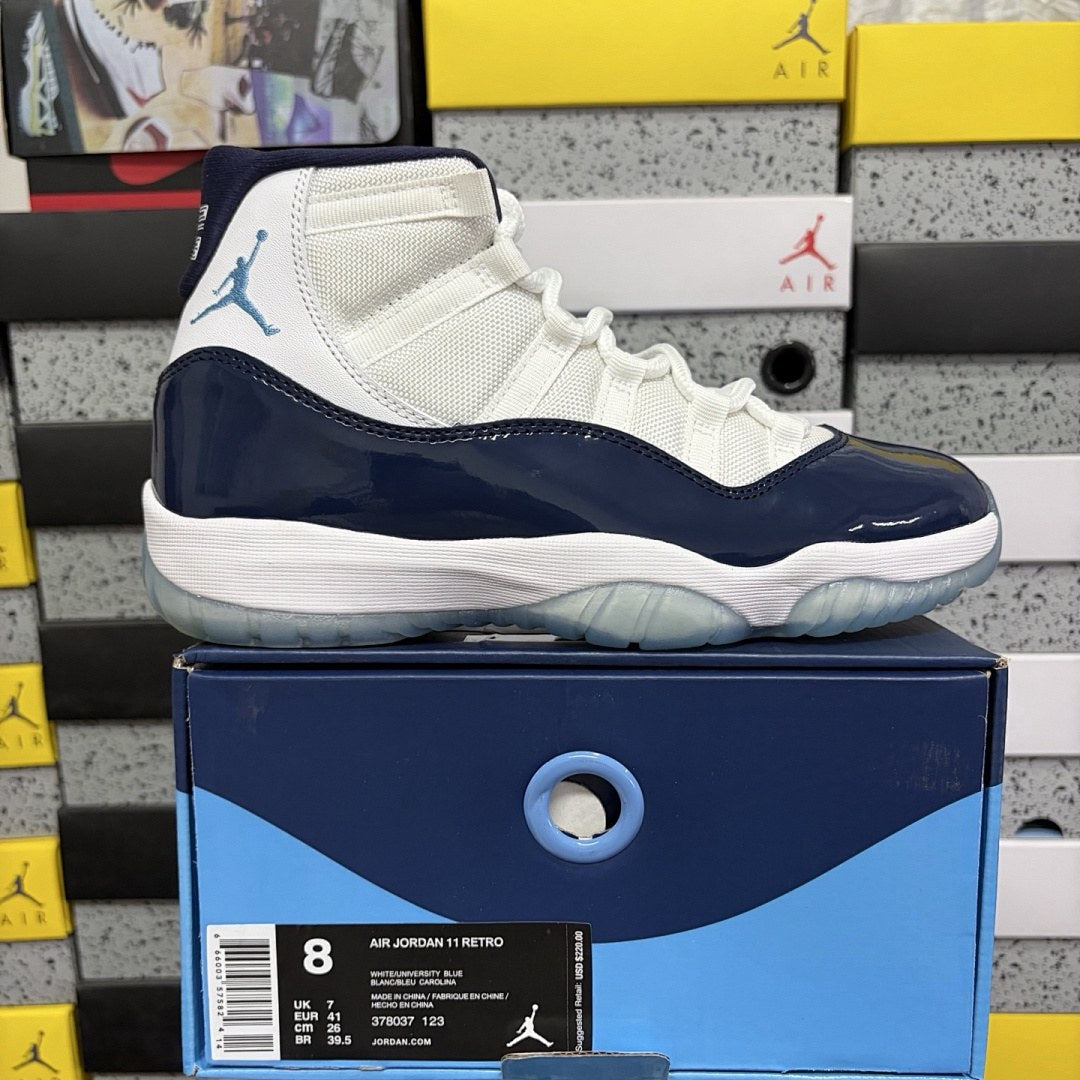 Air Jordan 11 Navy Legend
