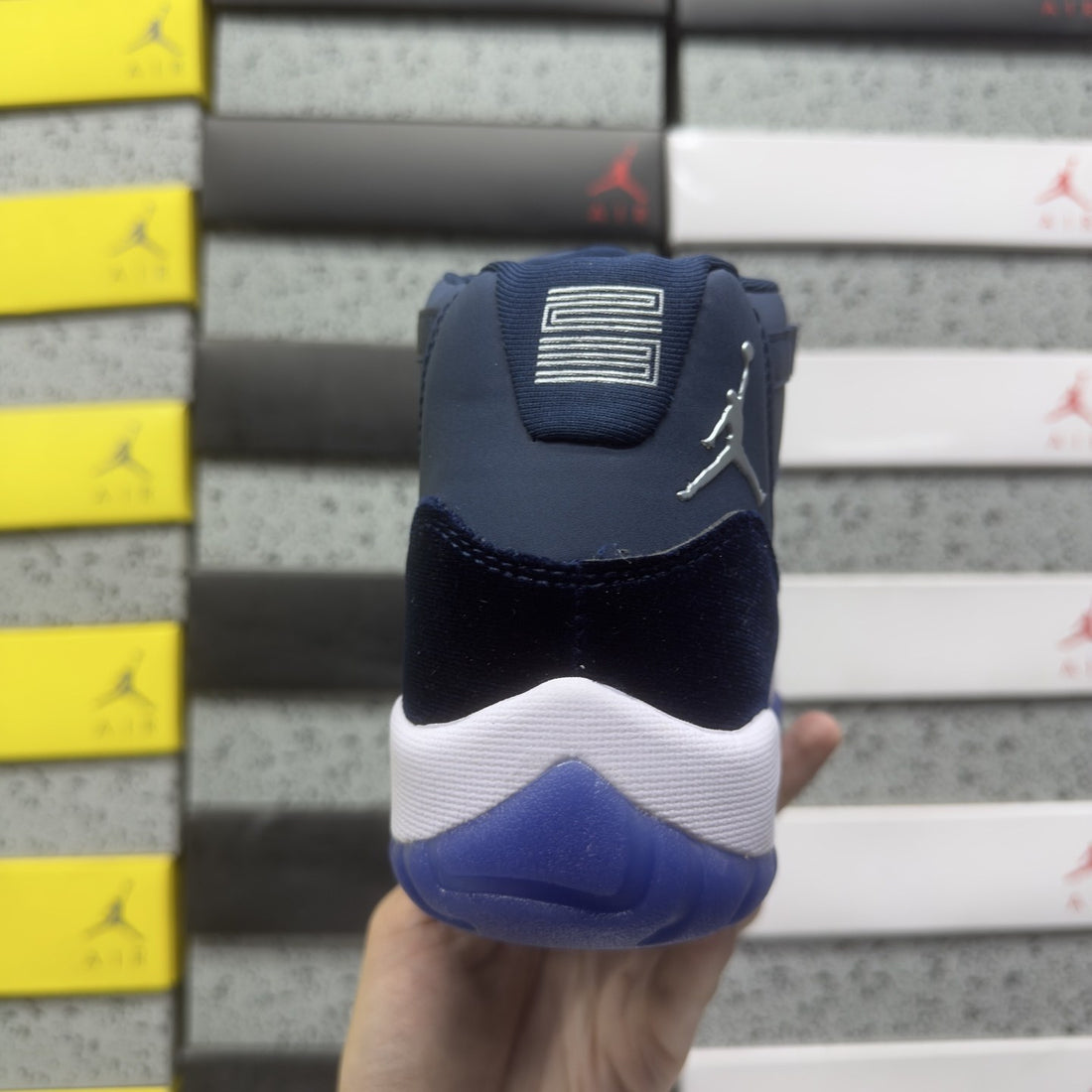 Air Jordan 11 Navy Velvet