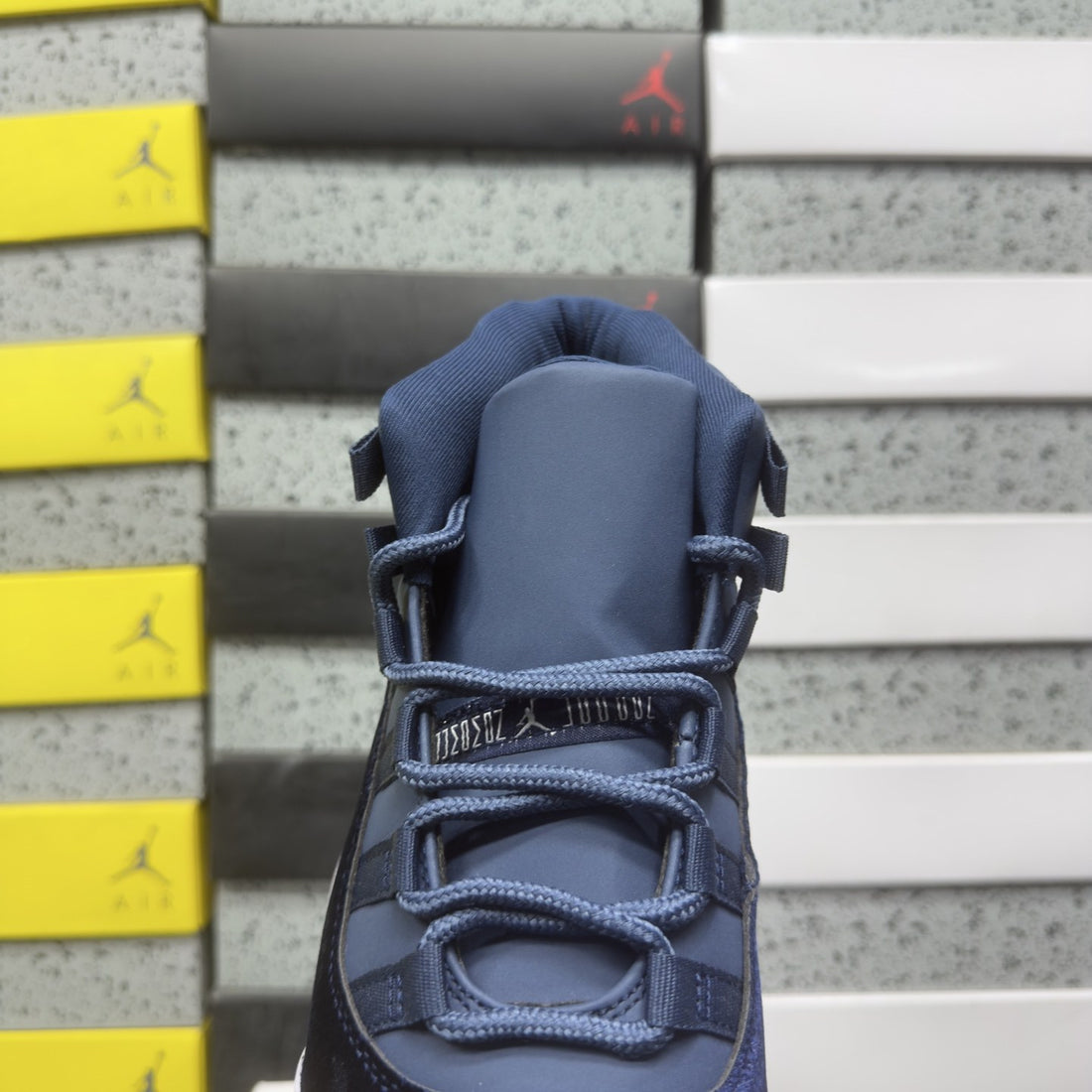 Air Jordan 11 Navy Velvet