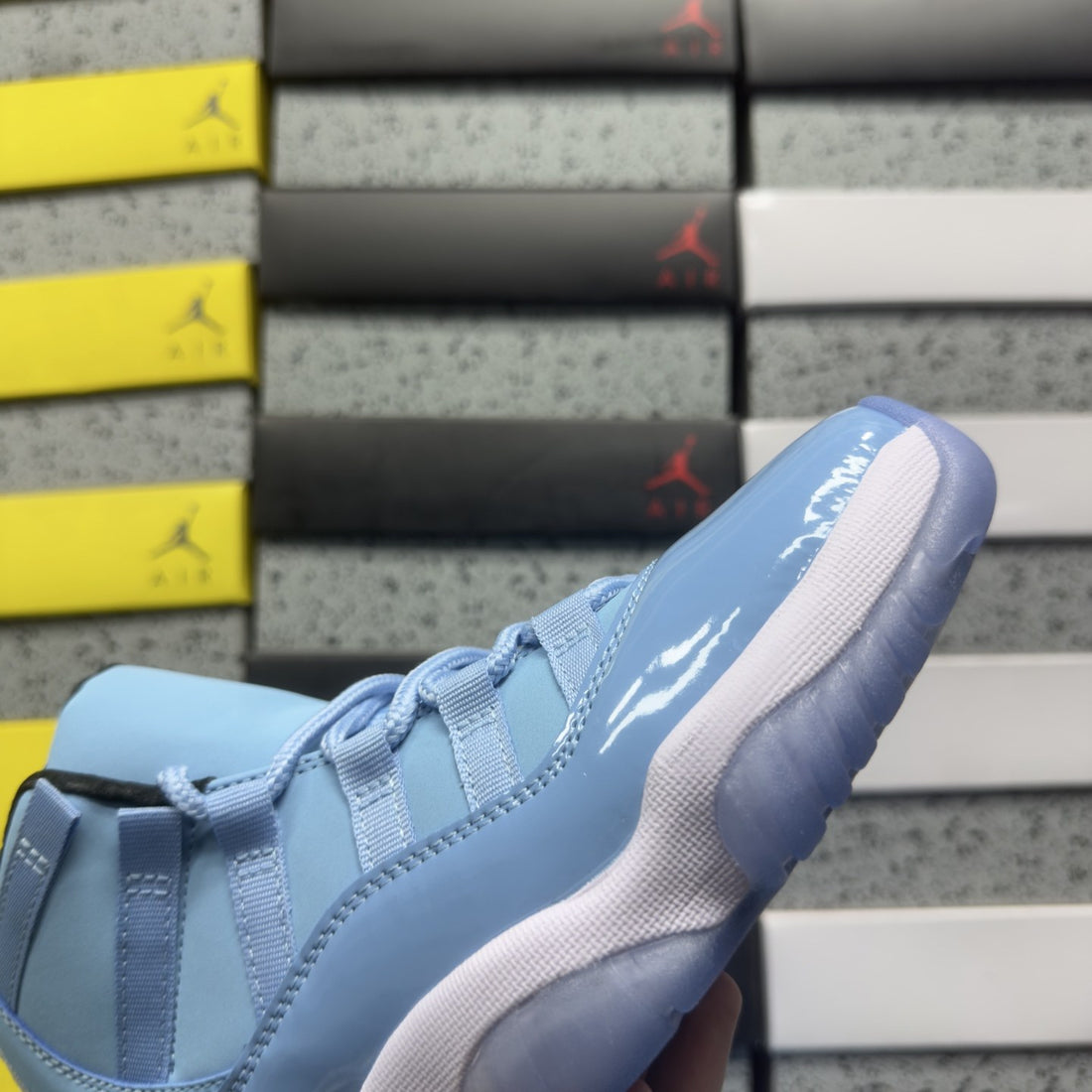 Air Jordan 11 Pantone Blue