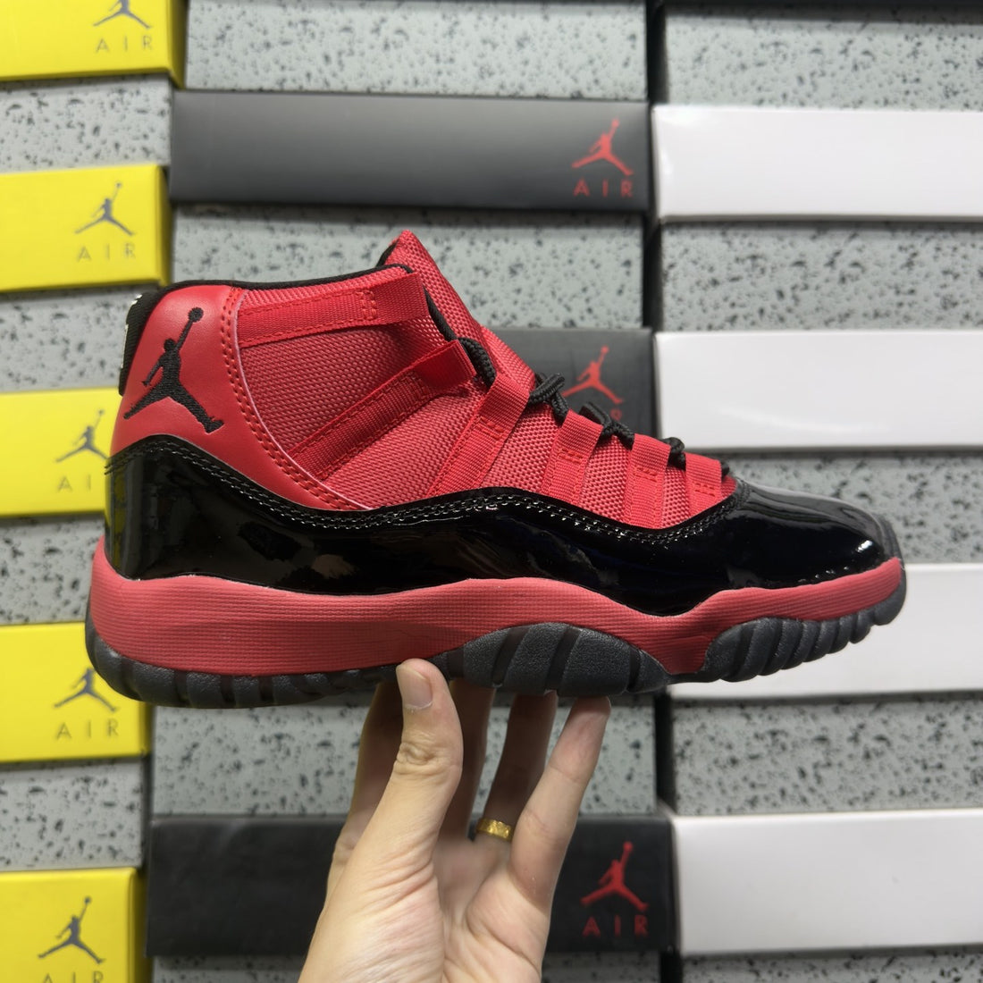 Air Jordan 11 Reverse Bred
