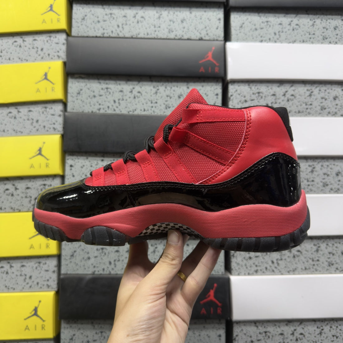 Air Jordan 11 Reverse Bred