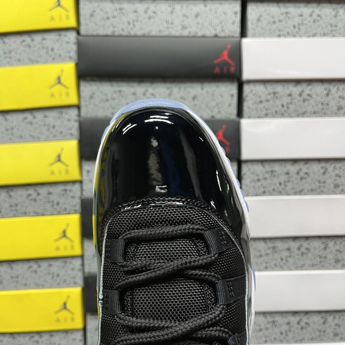 Air Jordan 11 Space Jam Royal