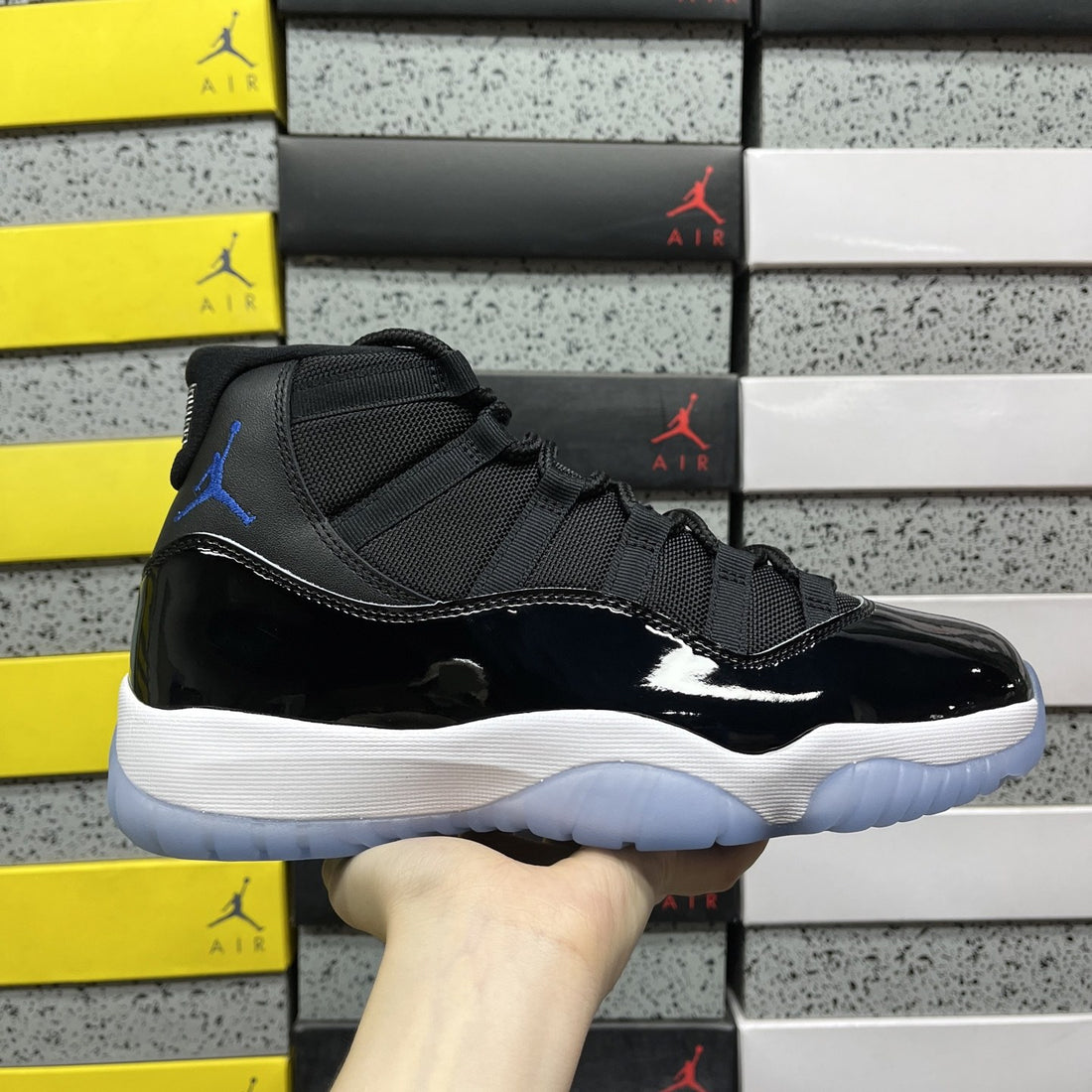 Air Jordan 11 Space Jam Royal