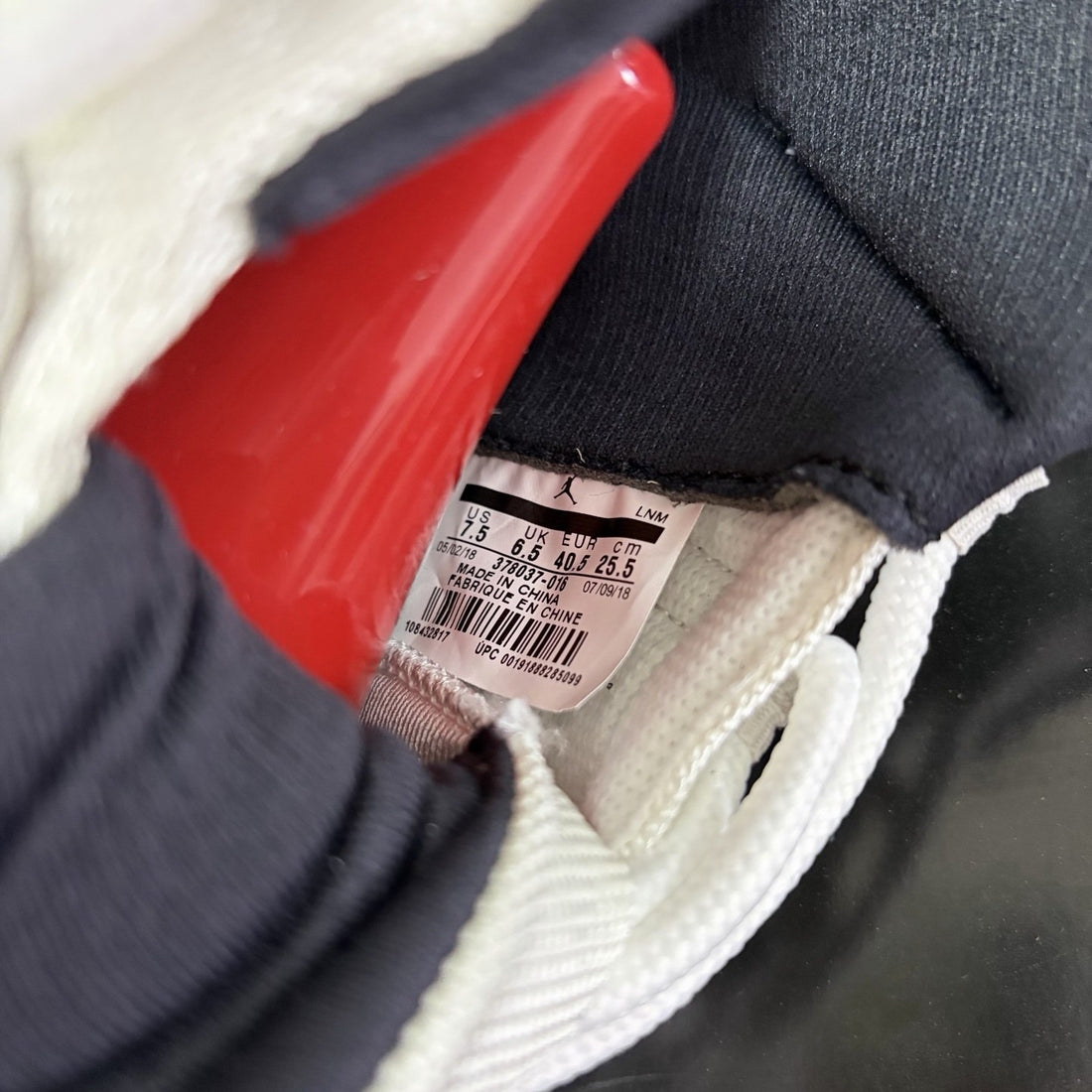 Air Jordan 11 White Gym Red