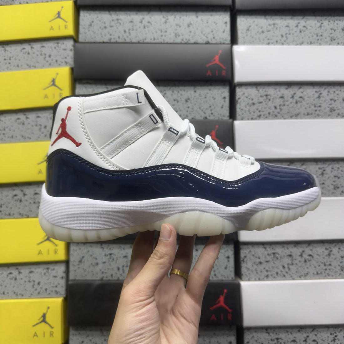 Air Jordan 11 Win Like 82