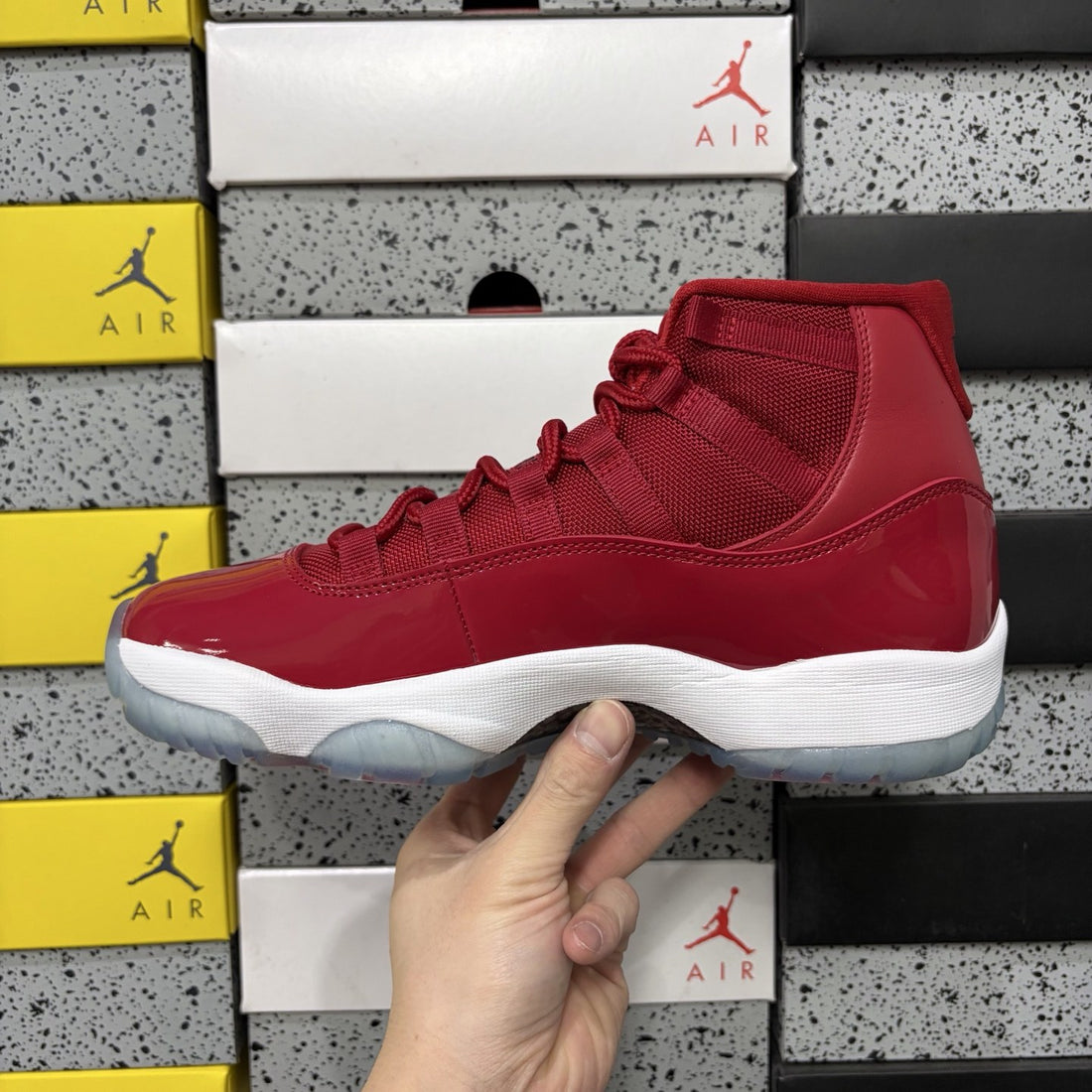 Air Jordan 11 Win Like 96 Gym Red