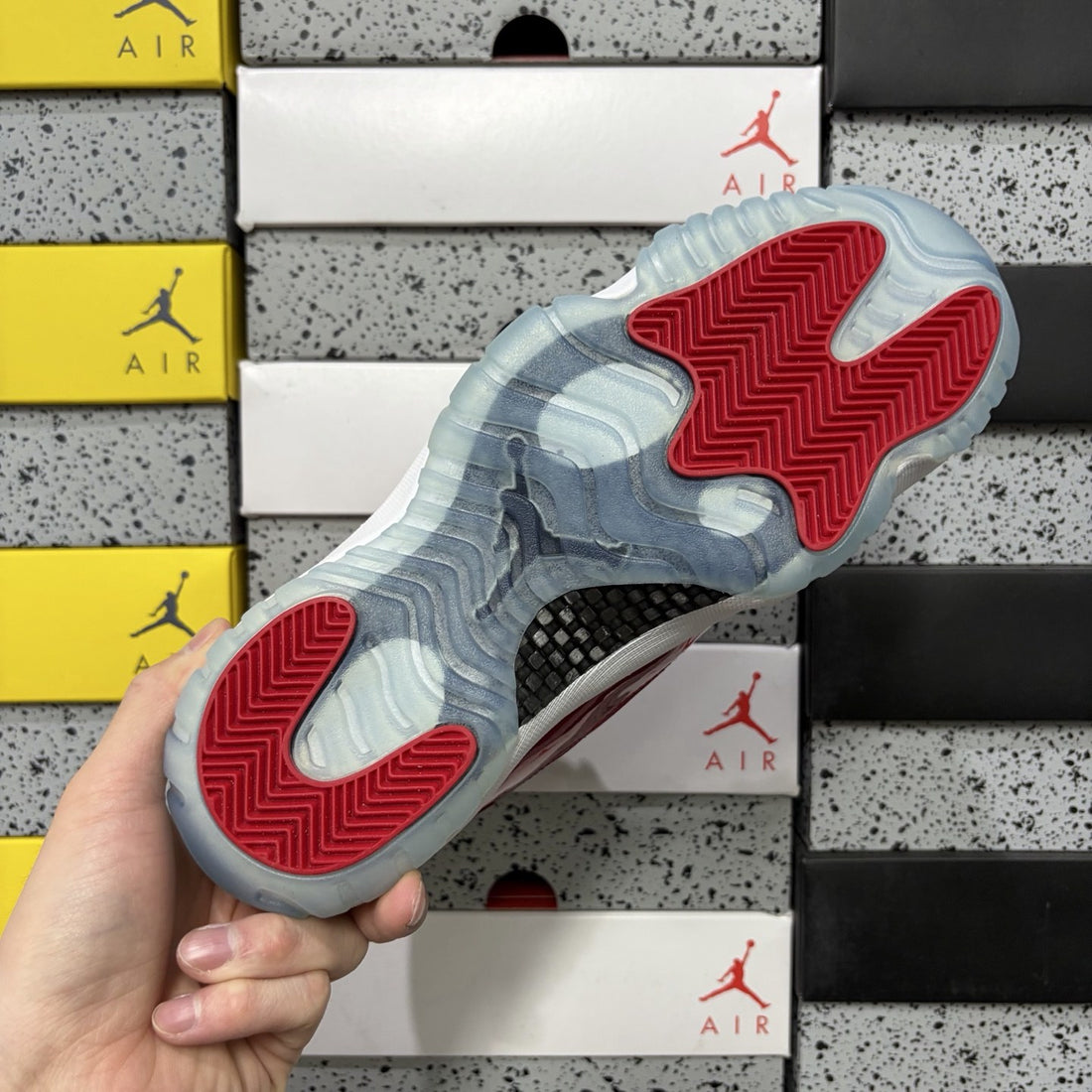 Air Jordan 11 Win Like 96 Gym Red